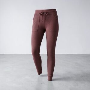 Aerie chill. play. move. Jogger Leggings in Burgundy Small